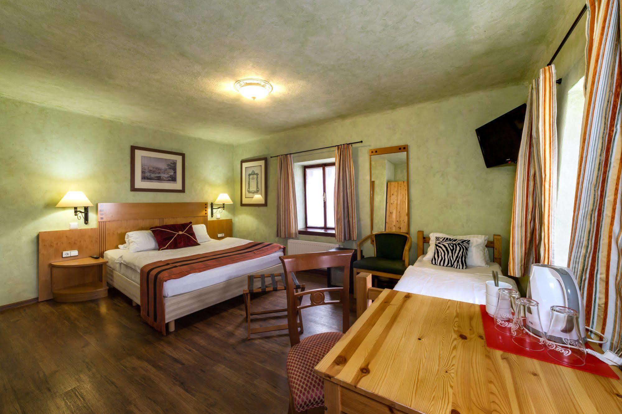 Pension U Hada Cesky Krumlov Luaran gambar